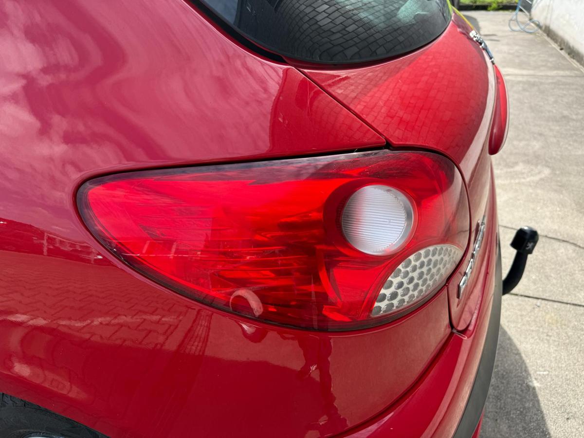 Peugeot 206+ original Rücklicht Rückleuchte links BJ11